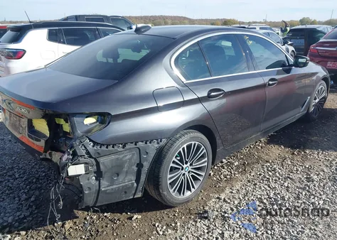2020 BMW 530I xDrive z USA, uszkodzony, nr VIN WBAJR7C04LWW66825